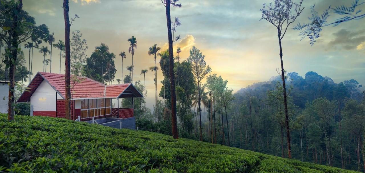 Mayflower Holiday Villa Meppadi Exterior photo